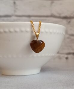 Pingente Dourado Olho de Tigre Coração
