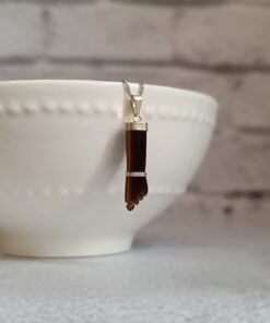 Pingente Prateado Olho de Tigre Figa