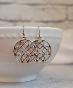 Brinco Prateado Nó Infinito