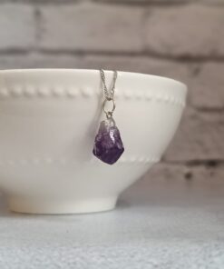 Pingente Prateado Ametista em Ponta Bruta