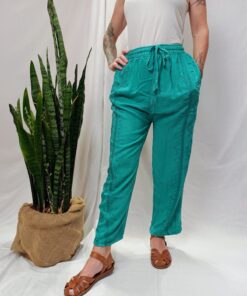 Calça Estonada Bordada