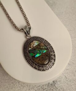 Colar de Metal Com Abalone