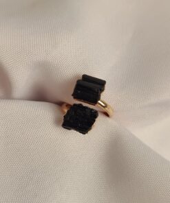 Anel Ajustável Dourado Turmalina Negra