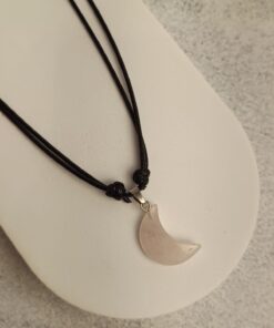 Colar Meia Lua de Quartzo Rosa