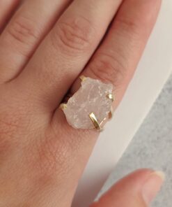 Anel Ajustável Dourado Quartzo Rosa