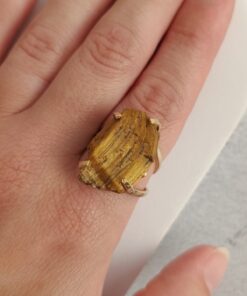 Anel Ajustável Dourado Olho de Tigre