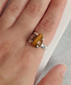 Anel Ajustável Prateado Olho de Tigre