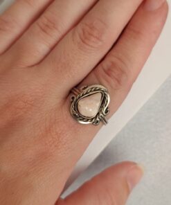 Anel Ajustável Prateado Alpaca Quartzo Rosa