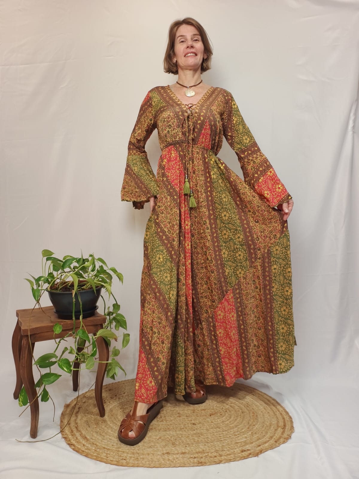 Vestido Indiano Poliéster Manga Longa Costas Fechadas