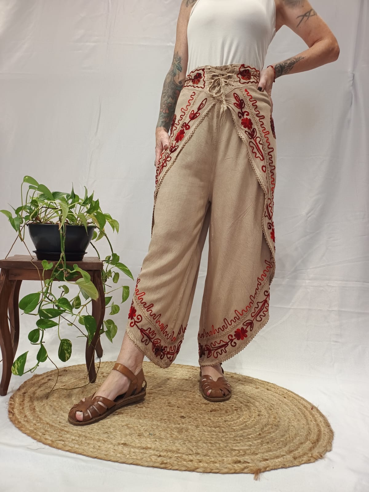 Calça Indiana Estonada Com Fenda