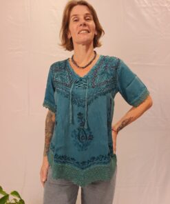 Bata Indiana Viscose Bordada M e G