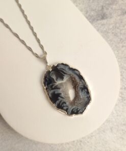 Pingente Prateado Geodo De Ágata