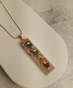 Pingente Dourado Sete Chakras e Selenita